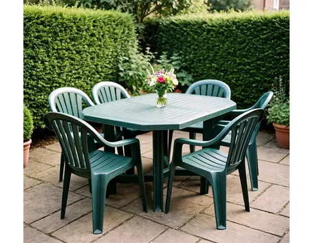 mobili da giardino in plastica