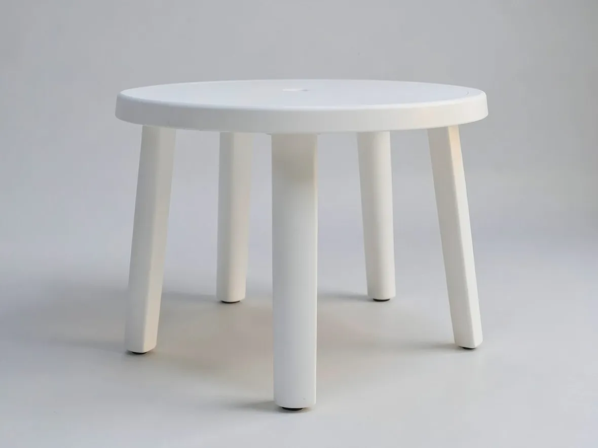 Tavolo in plastica da giardino