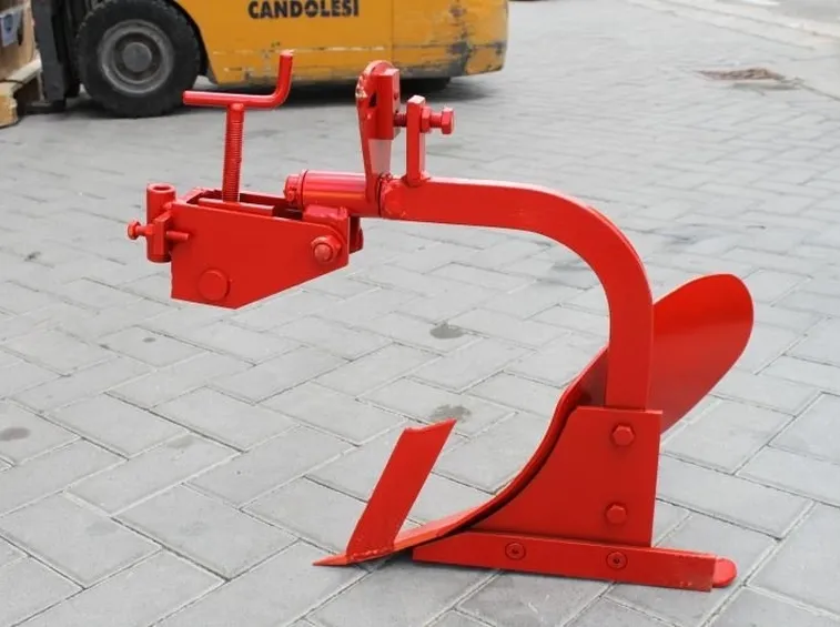 Accessori per motocoltivatore: aratro