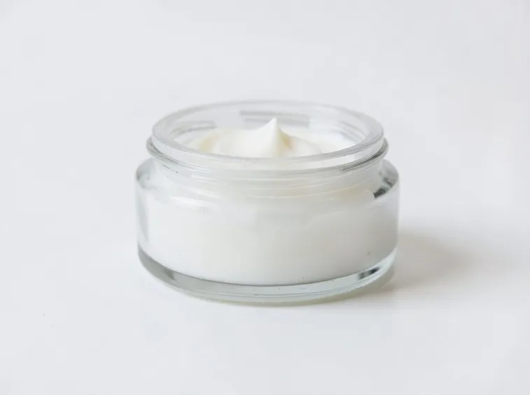 crema viso uomo