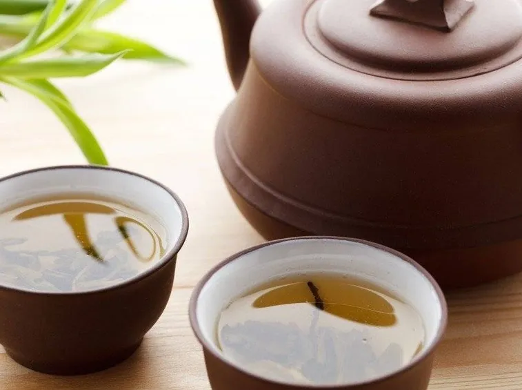 Tisana e teiera   Fonte foto ( http://watchfit.com )