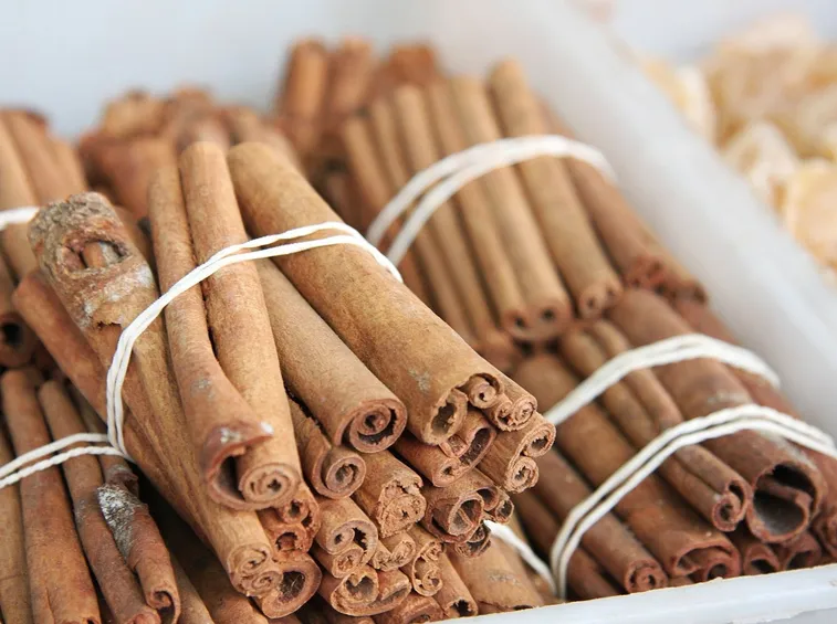 Stecche di cannella