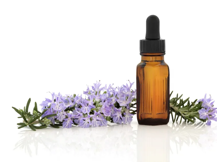 olio essenziale al rosmarino