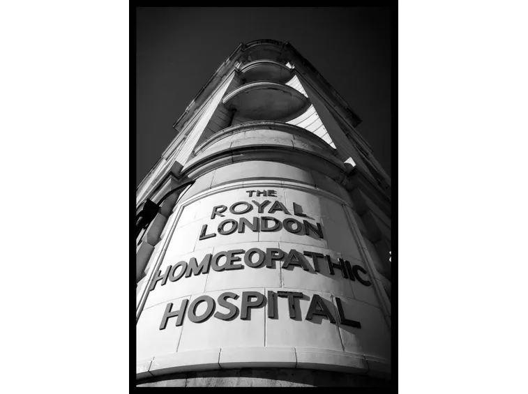 foto di un ospedale omeopatico