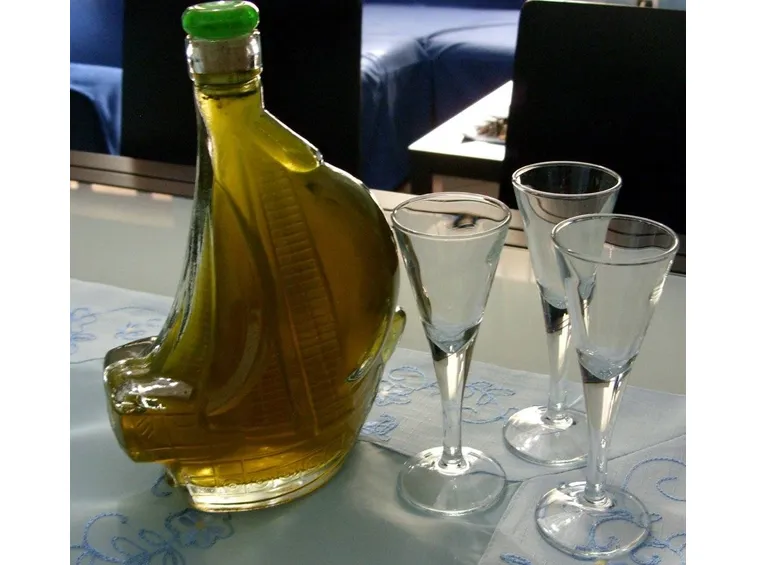 liquore alloro