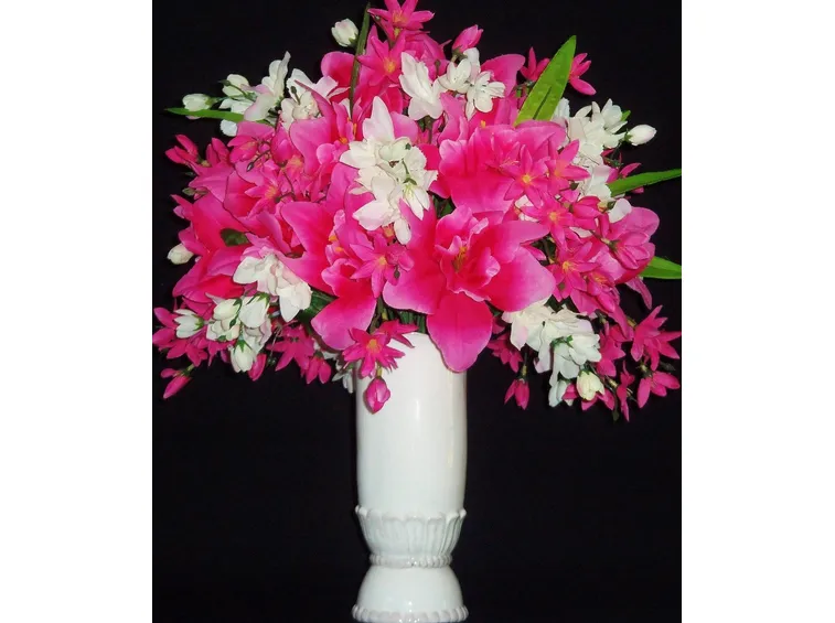 composizione floreale fiori finti