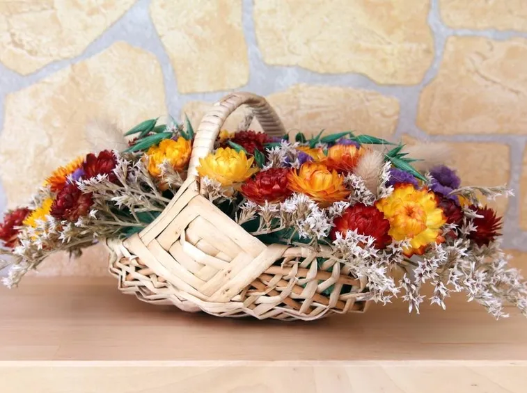 composizione floreale fiori secchi