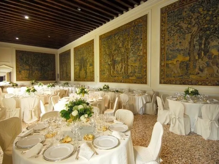 Villa Trissino Marzotto, gli arazzi fiamminghi.